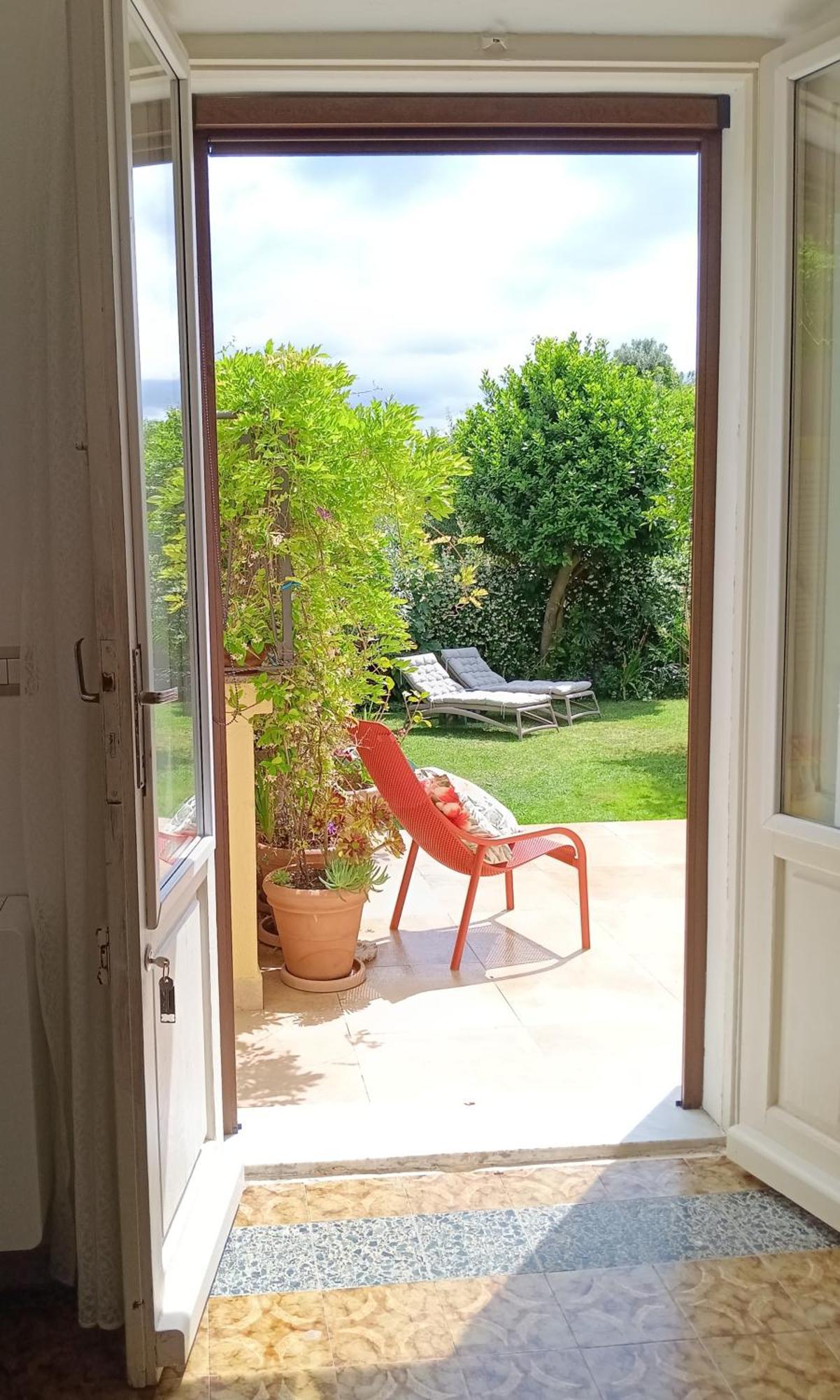 Il Giardino Di Tatiana Rooms & Breakfast Ла Мадалена Екстериор снимка